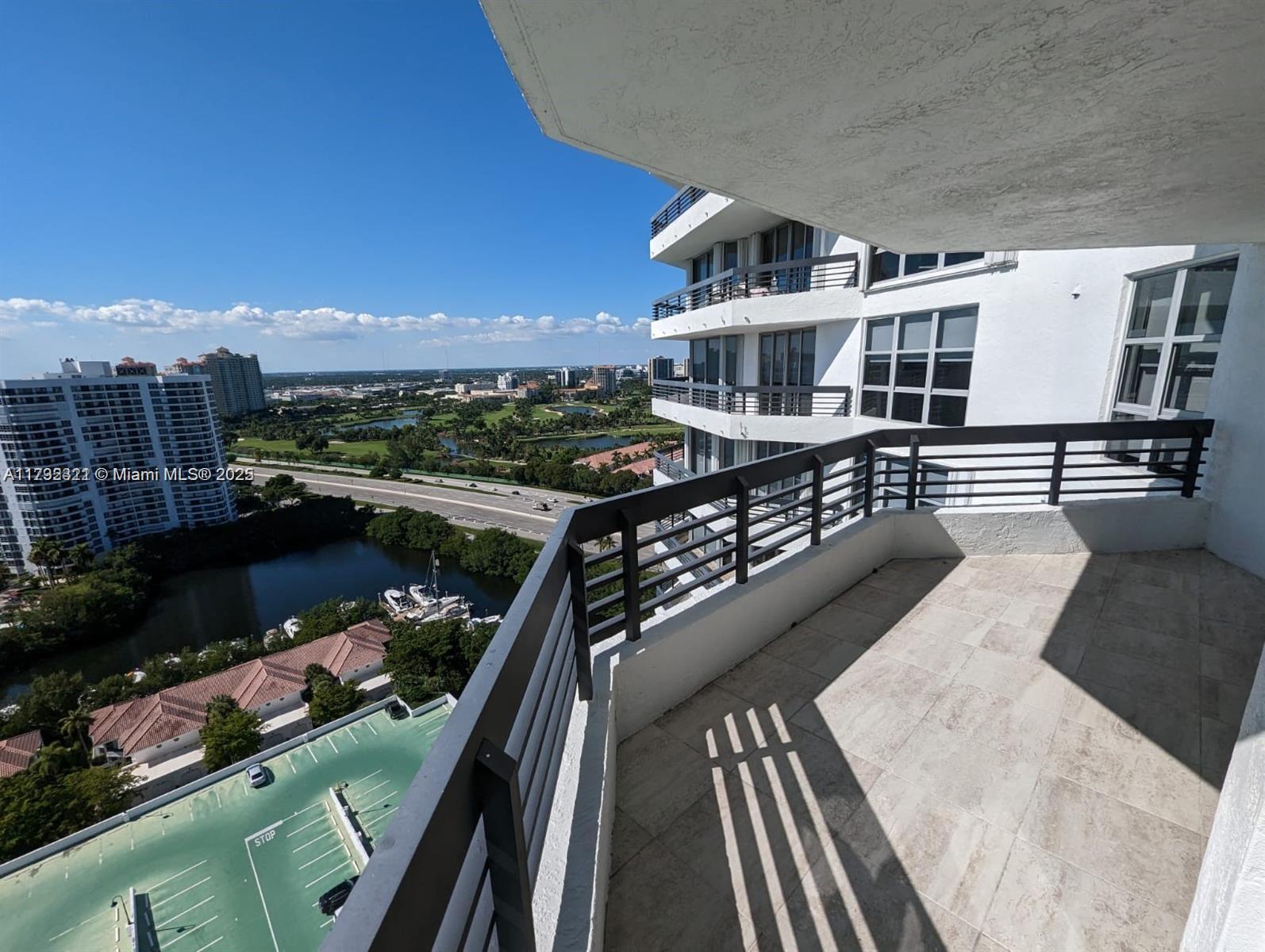 Picture of 3500 Mystic Pointe Dr # 2502, Aventura, FL 33180