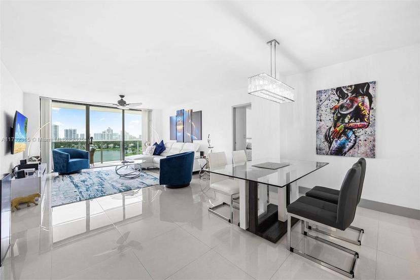 Picture of 3675 N Country Club Dr # 1006, Aventura FL 33180