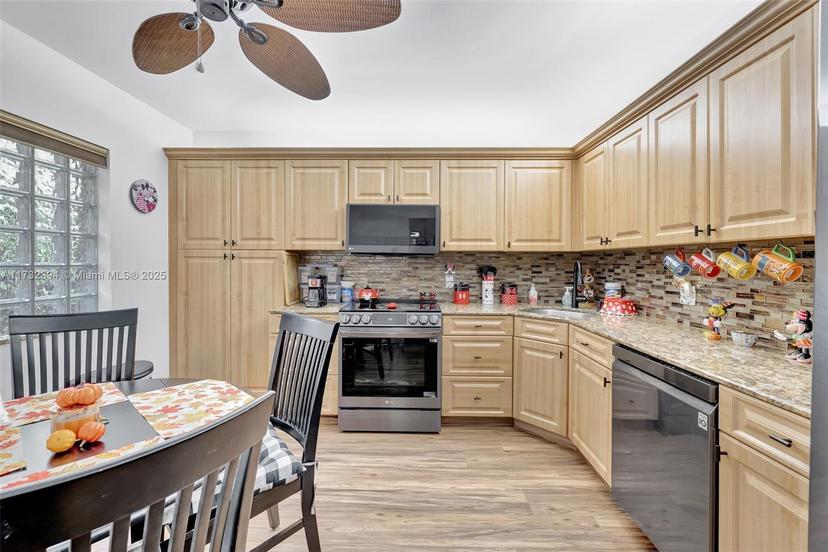 Picture of 4350 NW 30Th St # 233, Coconut Creek FL 33066