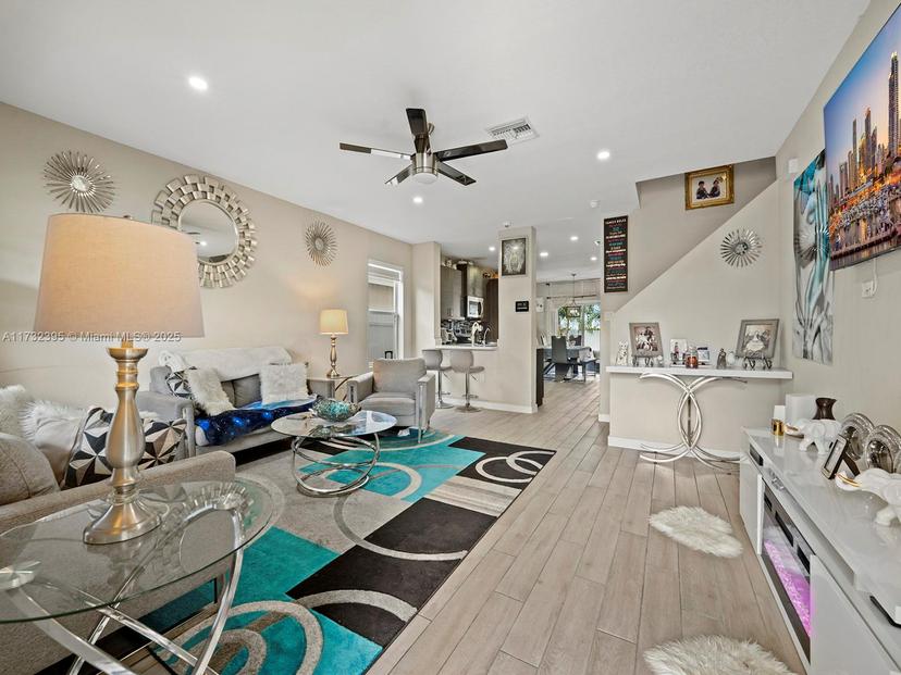Picture of 630 NE 5Th Way, Florida City FL 33034
