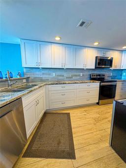 Picture of 2301 S Ocean Dr # 2408, Hollywood, FL 33019