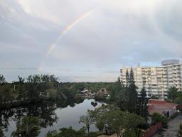 Picture of 1300 NE Miami Gardens Dr # 613E, Miami, FL 33179