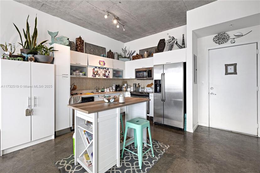 Picture of 133 NE 2Nd Ave # 1109, Miami FL 33132