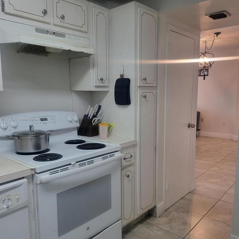 Picture of 6969 Collins Ave # 506, Miami Beach FL 33141