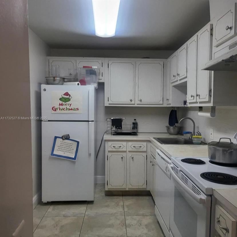 Picture of 6969 Collins Ave # 506, Miami Beach FL 33141