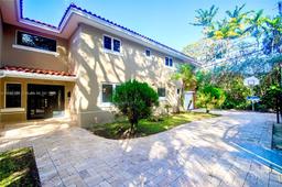 Picture of 1543 Dorado Ave, Coral Gables, FL 33146