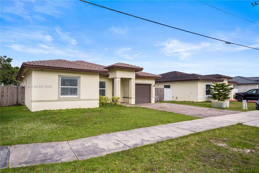 Picture of 13113 SW 256Th St, Homestead FL 33032