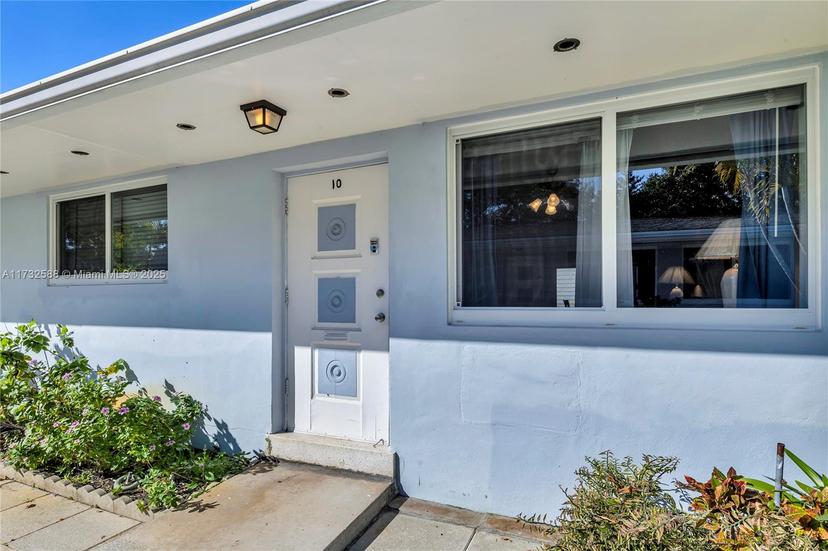 Picture of 2300 Jackson St # 10, Hollywood FL 33020