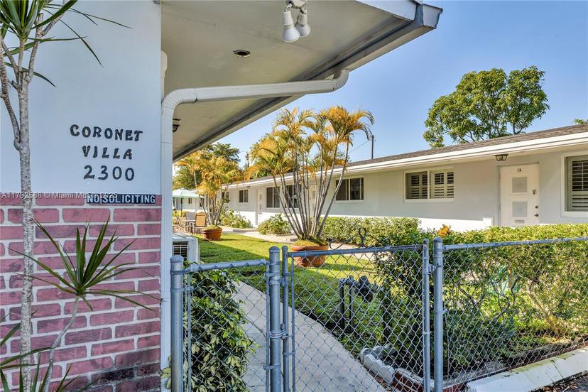 Picture of 2300 Jackson St # 10, Hollywood FL 33020