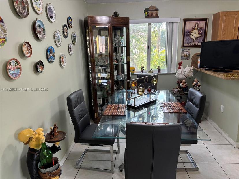 Picture of 1250 SE 28Th Ct # 206, Homestead FL 33035