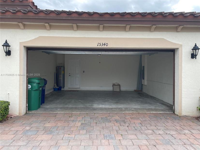 Picture of 15340 SW 176Th Ln, Miami FL 33187