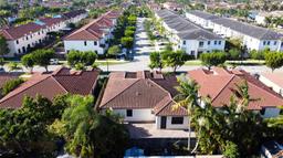 Picture of 15340 SW 176Th Ln, Miami, FL 33187