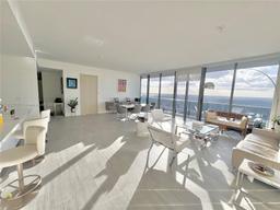Picture of 1000 Brickell Plz, Miami, FL 33131
