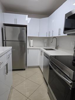 Picture of 8411 NW 8Th St # 302, Miami, FL 33126