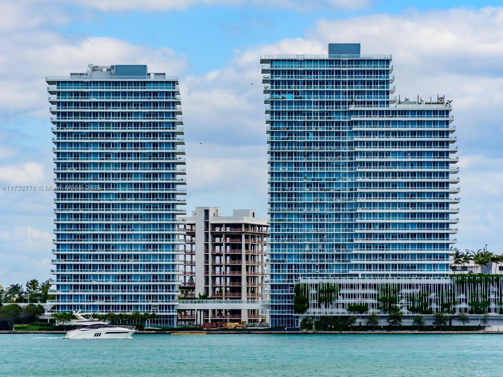 Picture of 520 West Ave # 1401, Miami Beach, FL 33139