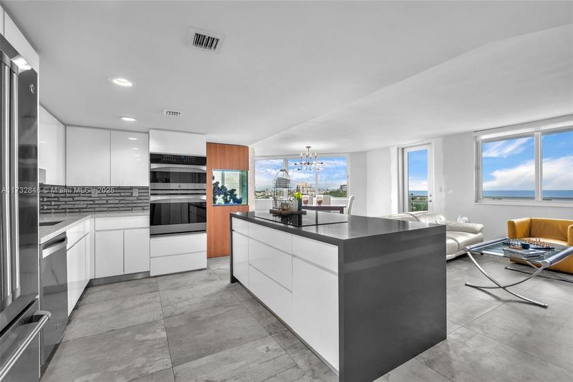 Picture of 7135 Collins Ave # 736, Miami Beach FL 33141