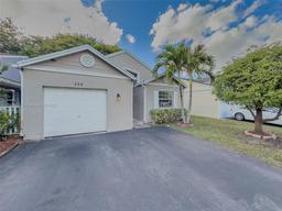 Picture of 205 SW 159Th Way, Sunrise, FL 33326