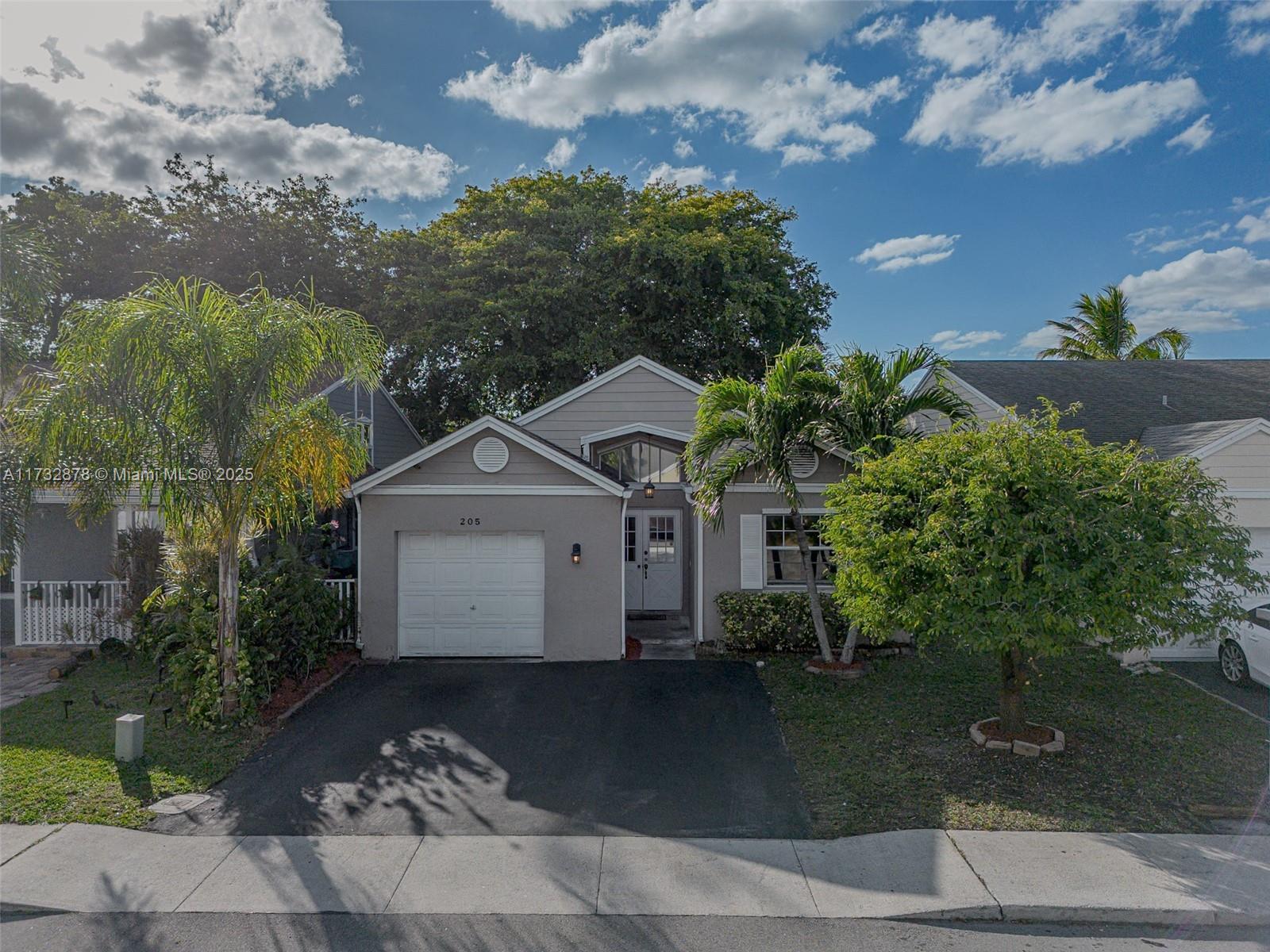 Picture of 205 SW 159Th Way, Sunrise, FL 33326