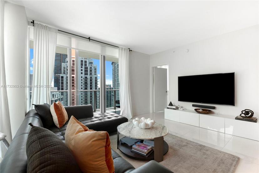Picture of 1100 S Miami Ave # 3810, Miami FL 33130