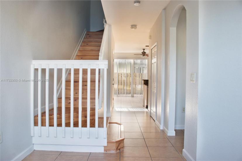 Picture of 153 SE 28Th Pl # 3, Homestead FL 33033