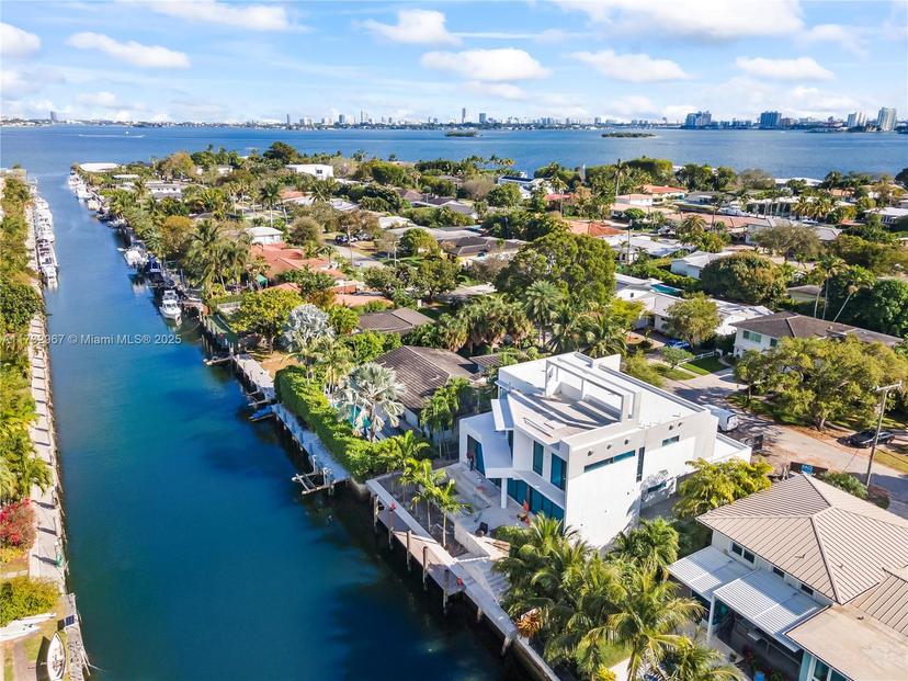 Picture of 1379 NE 104Th St, Miami Shores FL 33138