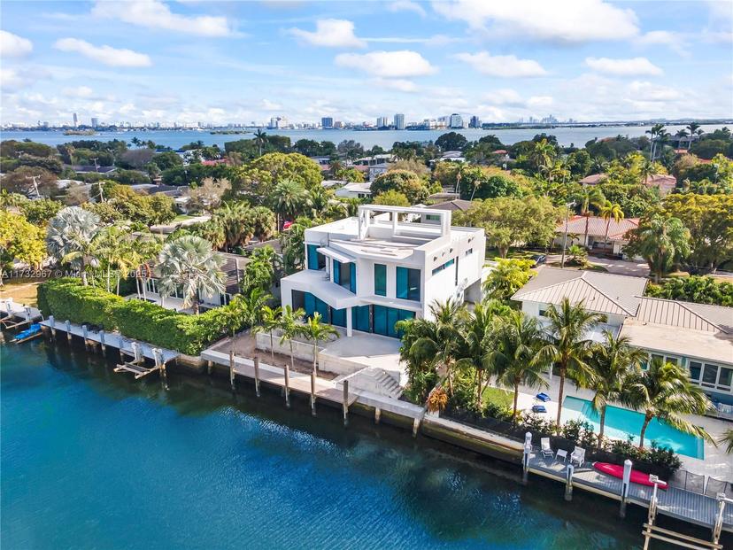 Picture of 1379 NE 104Th St, Miami Shores FL 33138