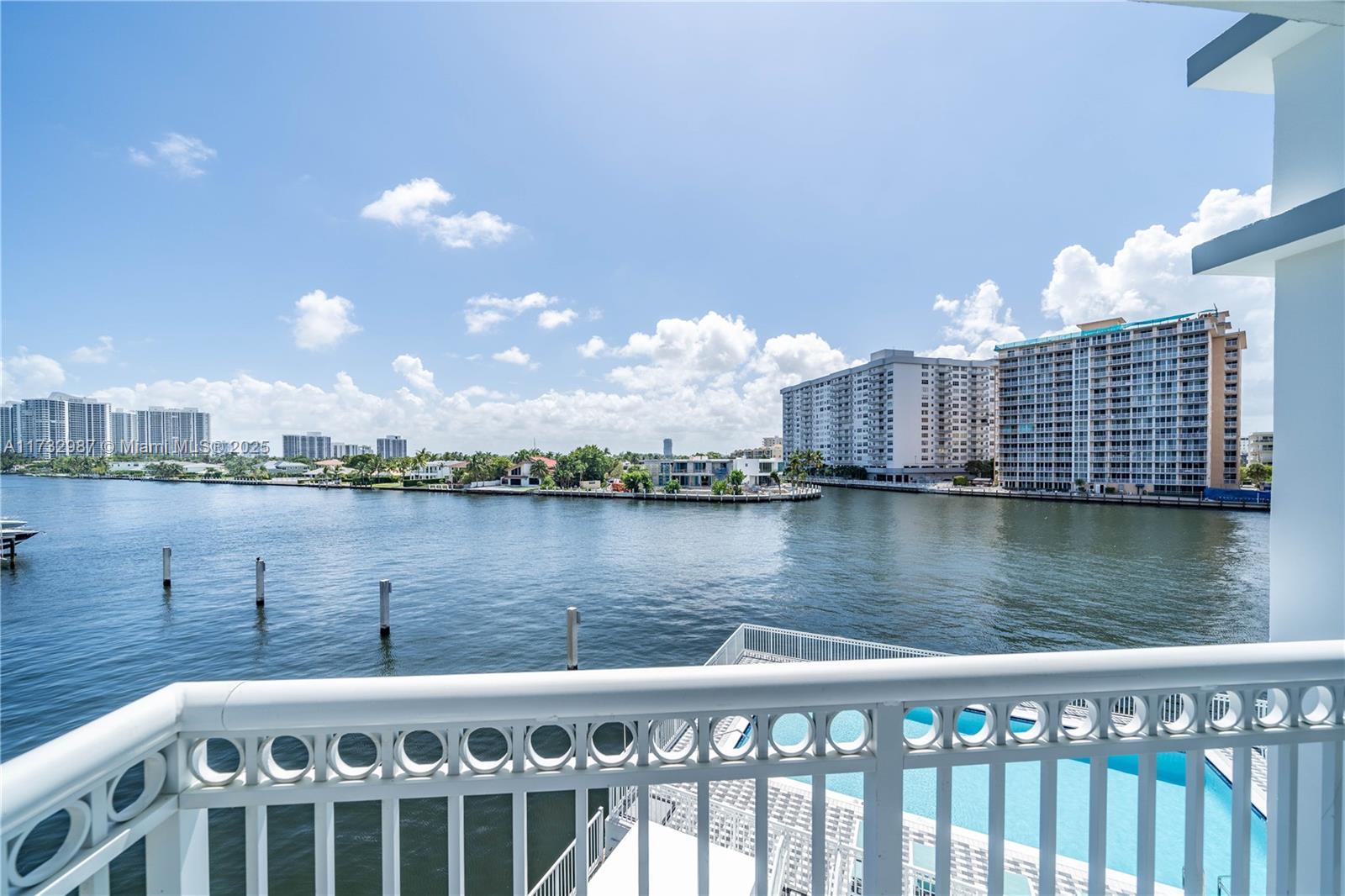 Picture of 1913 S Ocean Dr # 433, Hallandale Beach, FL 33009