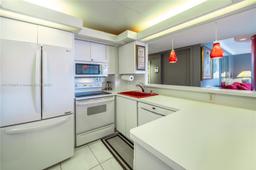 Picture of 1913 S Ocean Dr # 433, Hallandale Beach, FL 33009