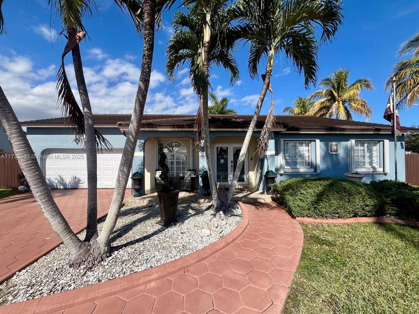 Picture of 15201 SW 177Th Ter, Miami FL 33187