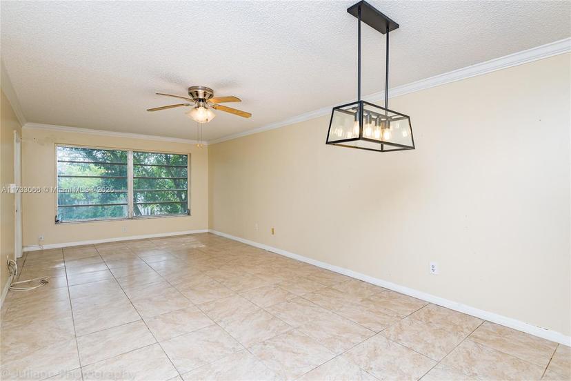 Picture of 1701 NW 75Th Ave # 306, Plantation FL 33313