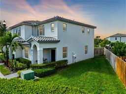 Picture of 1566 SE 27Th Ter, Homestead, FL 33035