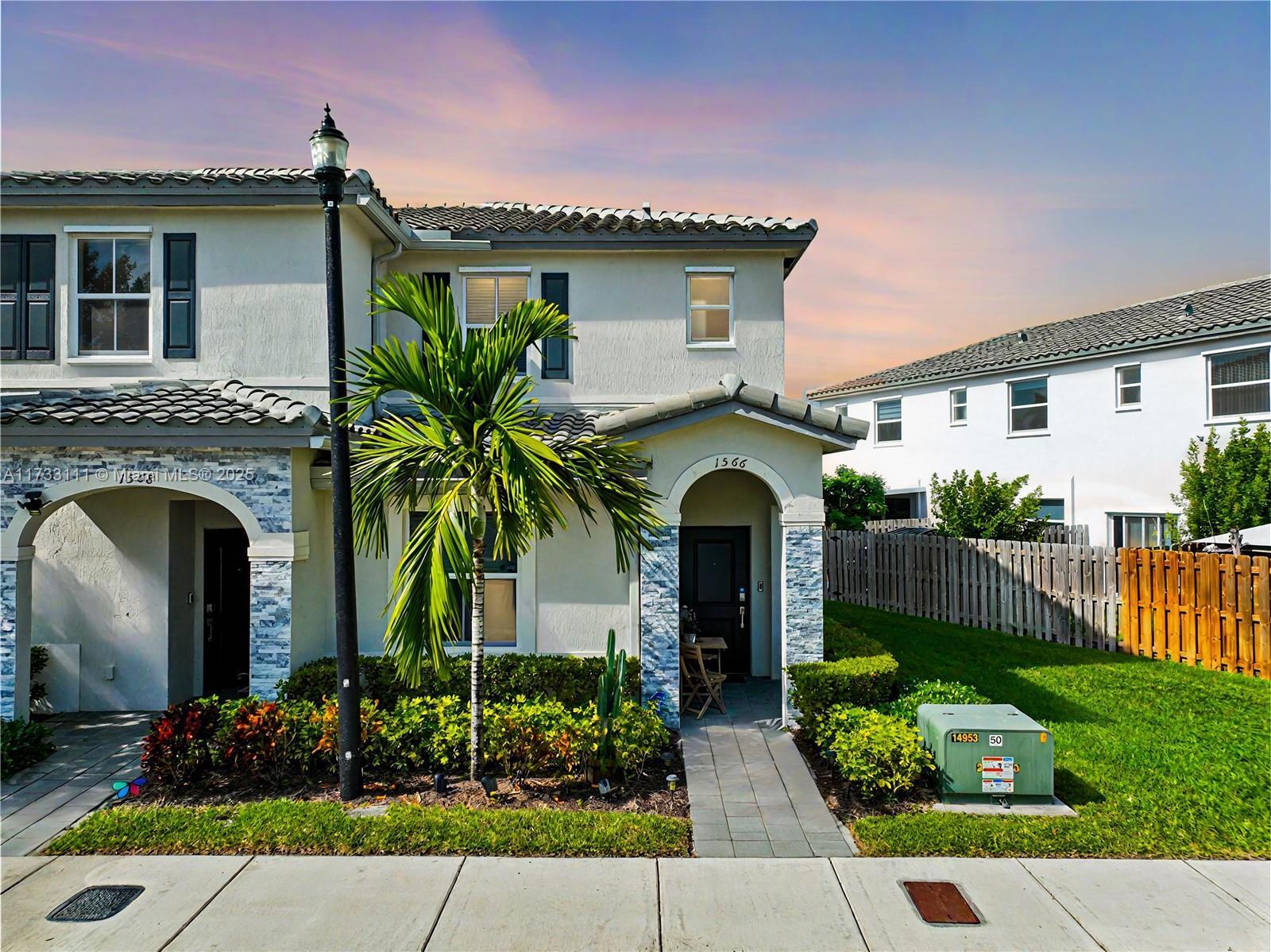 Picture of 1566 SE 27Th Ter, Homestead, FL 33035