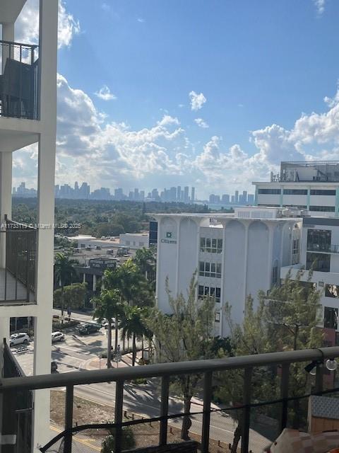 Picture of 4101 Pine Tree Dr # 931, Miami Beach FL 33140
