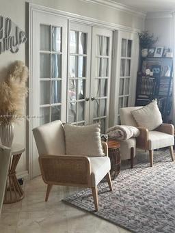 Picture of 4101 Pine Tree Dr # 931, Miami Beach, FL 33140