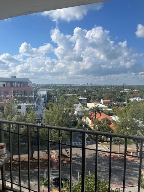 Picture of 4101 Pine Tree Dr # 931, Miami Beach FL 33140