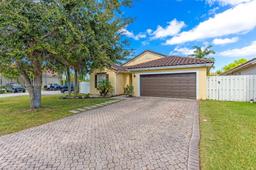 Picture of 13529 SW 144Th Ter, Miami, FL 33186