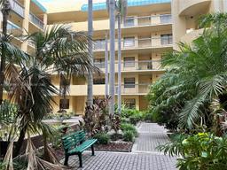 Picture of 6575 W Oakland Park Blvd # 511, Lauderhill, FL 33313