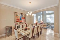 Picture of 1633 Victoria Pointe Ln, Weston, FL 33327