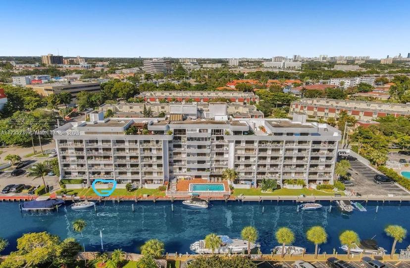 Picture of 1650 NE 115Th St # 109, Miami FL 33181