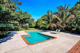 Picture of 21440 Highland Lakes Blvd, Miami, FL 33179