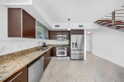 Picture of 41 SE 5Th St # 816, Miami, FL 33131