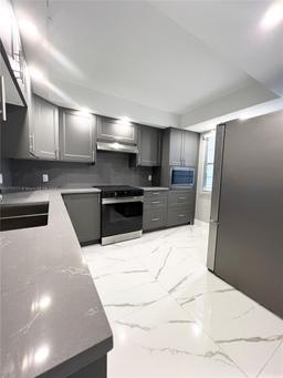 Picture of 4702 Martinique Dr # E1, Coconut Creek, FL 33066