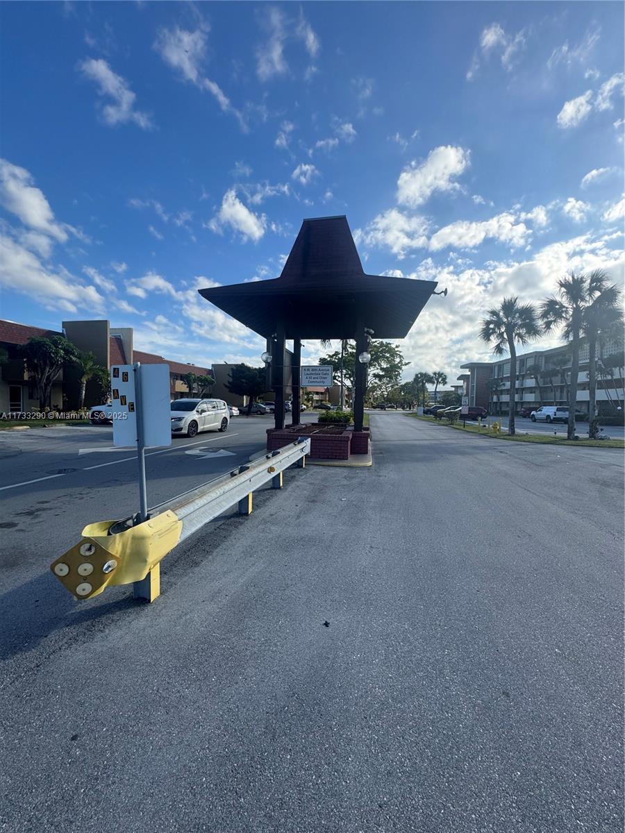 Picture of 3001 NW 46Th Ave # 102, Lauderdale Lakes, FL 33313