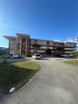 Picture of 3001 NW 46Th Ave # 102, Lauderdale Lakes, FL 33313