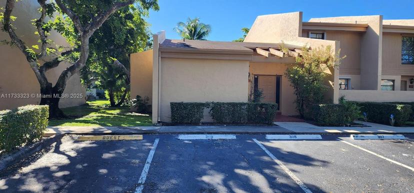 Picture of 9724 NW 15Th St # 308, Pembroke Pines FL 33024