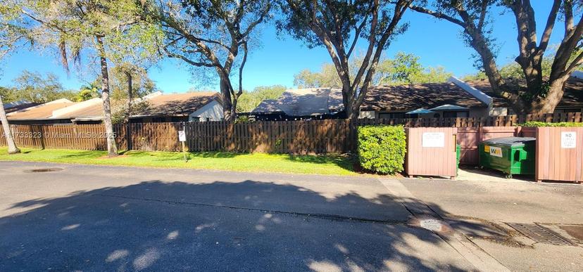 Picture of 9724 NW 15Th St # 308, Pembroke Pines FL 33024