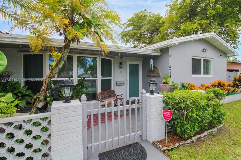 Picture of 5208 Jefferson St, Hollywood FL 33021