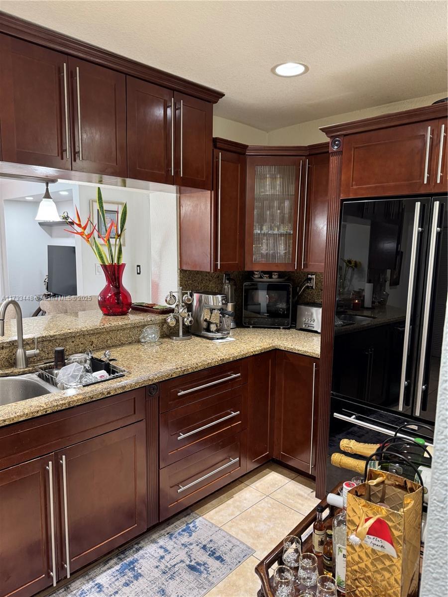 Picture of 16920 NW 74Th Ave, Miami, FL 33015