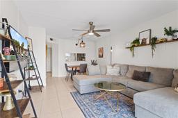 Picture of 5530 Lakeside Dr # 104, Margate, FL 33063