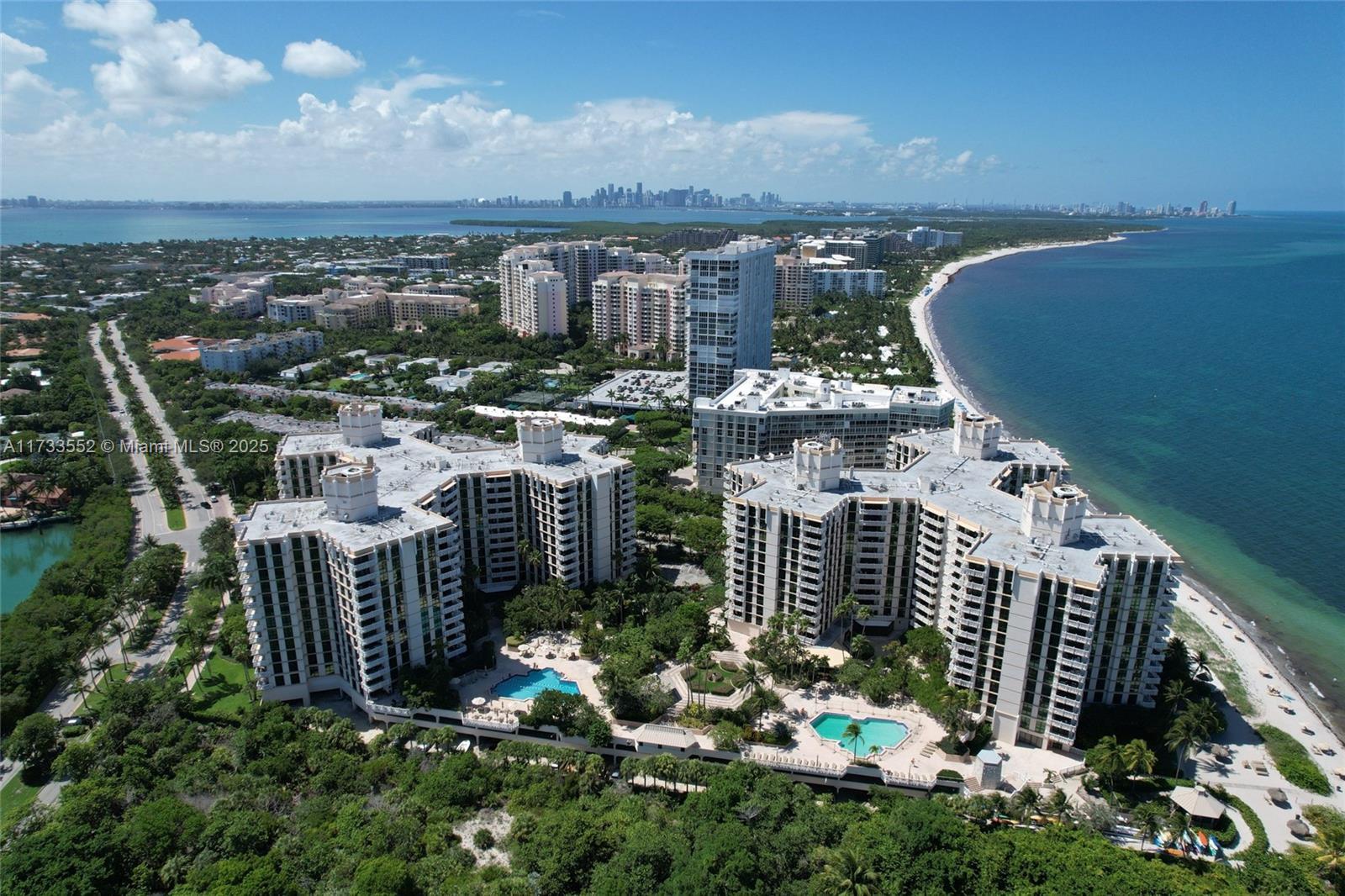 Picture of 1121 Crandon Blvd # E904, Key Biscayne, FL 33149